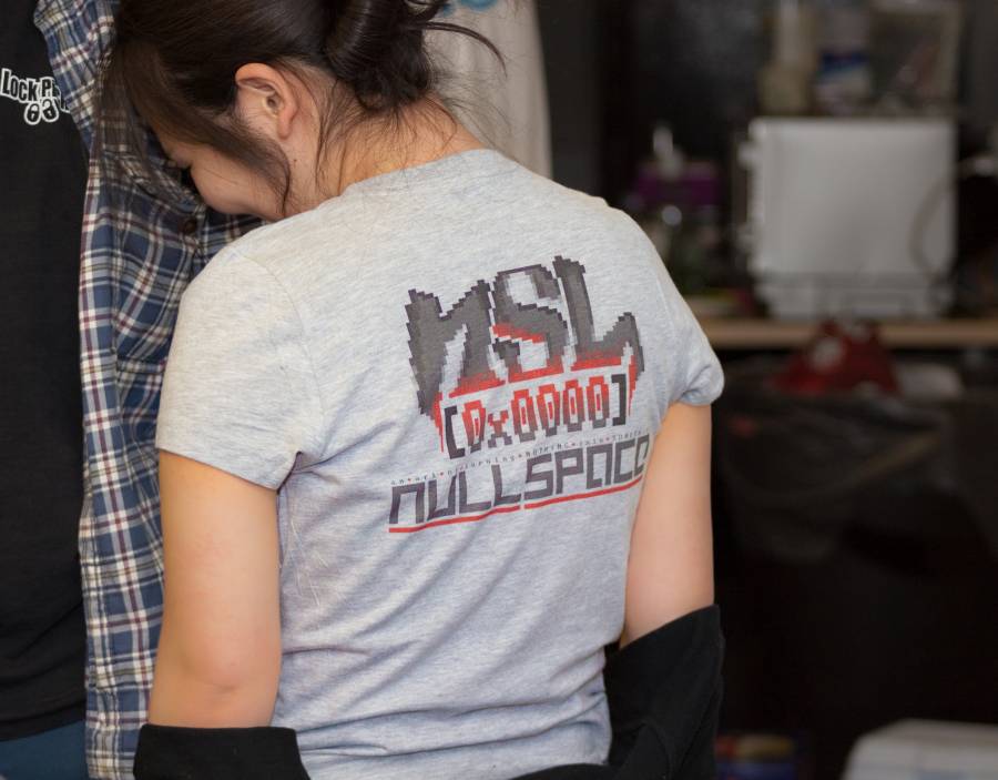 nslfemshirt.jpg nslfemshirt.jpg